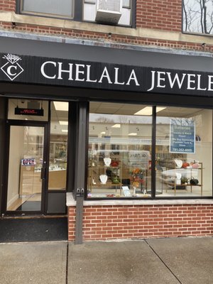 Facade/chelalajewelers/ Norwood/646 Washington St