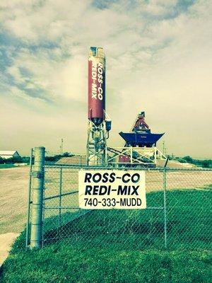 Since 1962! We Are Ross-Co Redi-Mix, Washington Courthouse Plant, In Fayette County, Ohio. Call Ross-Co Redi-Mix Today At 740.333.6833