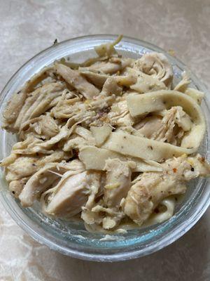 A tiny bit of leftover lemon pepper chicken pasta