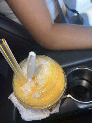 Vanilla raspado with lechera.