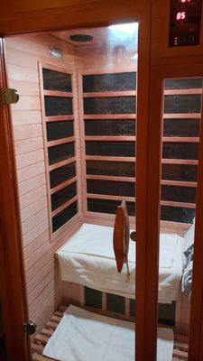 Infrared sauna