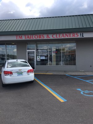 TM Tailors and Cleaners