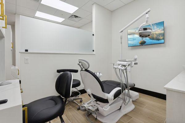 Lux Dental Delray Beach