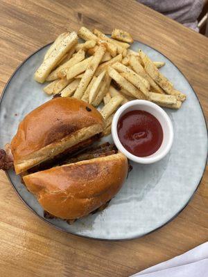 Burger & fries