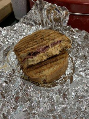 Sauerkraut and dressing sandwich with 2 slices of cold cut "corned beef".