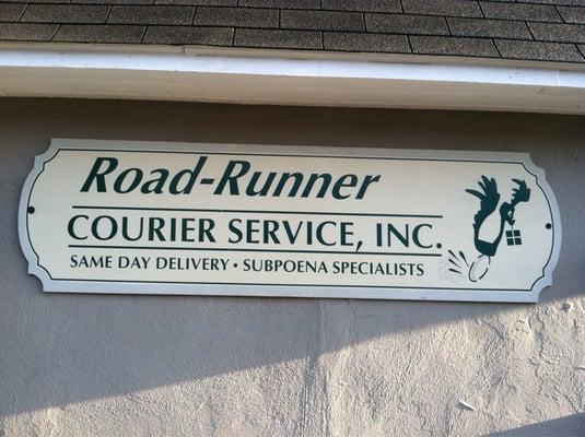 Road Runner Courier Service