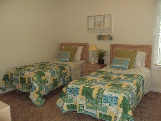 Bedroom with two twins beds.