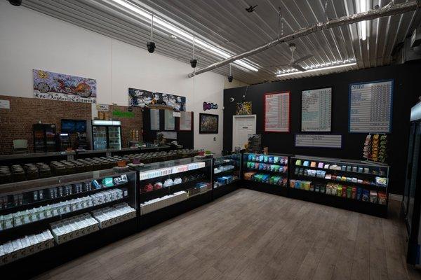 Highspot Dispensary - 116 S Market St, Inglewood, CA 90301 - (818) 272-1071