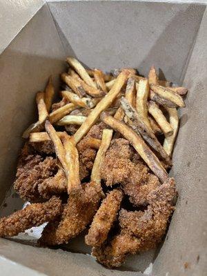 Kids chicken tenders .