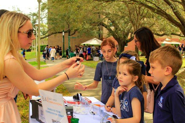 Amber from our team demonstrating products at USF Engineering Expo 2023.