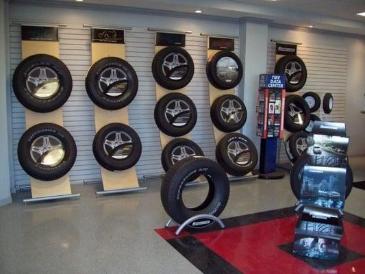 A&P Automotive tire display