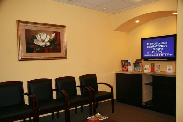 Reception Area, Dr. Shakoori's dental office in Greenbelt, MD