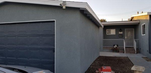 Garage with an accent color.