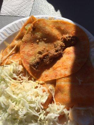 Carne Deshebrada taco