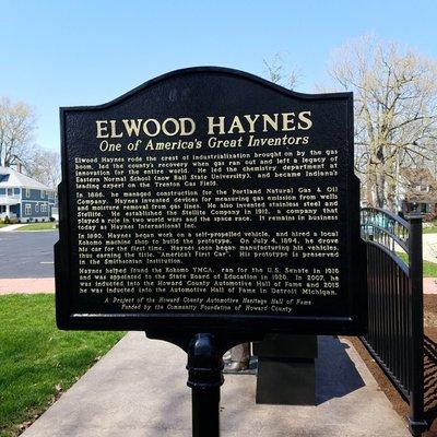 Elwood Haynes statue