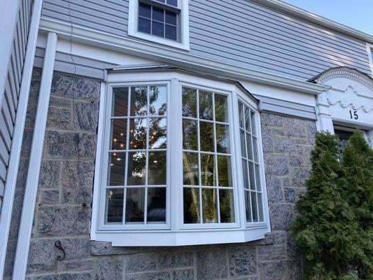 Vinyl siding with Azek trim on windows