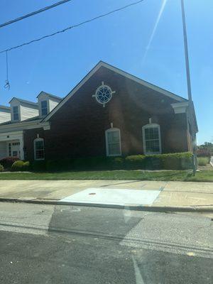 PNC bank downtown Oxford NC - conveniently located to a major interstate and other locations