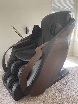 D.Core massage chair