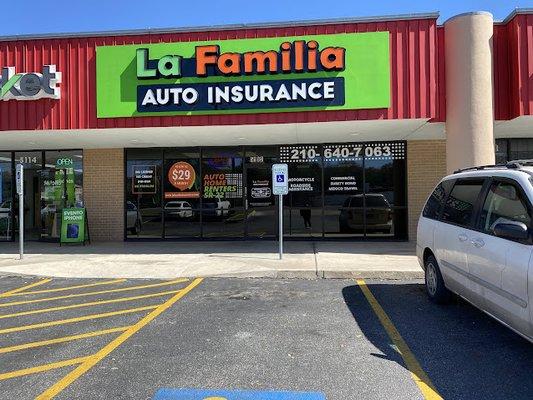 La Familia Auto Insurance & Tax Services