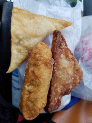 Crab rangoon, chicken egg roll and incredible shrimp toast. All VERY good. Rangoon a little skimpy, but crab was present.