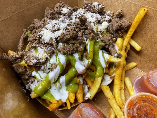 California fries / carne asada