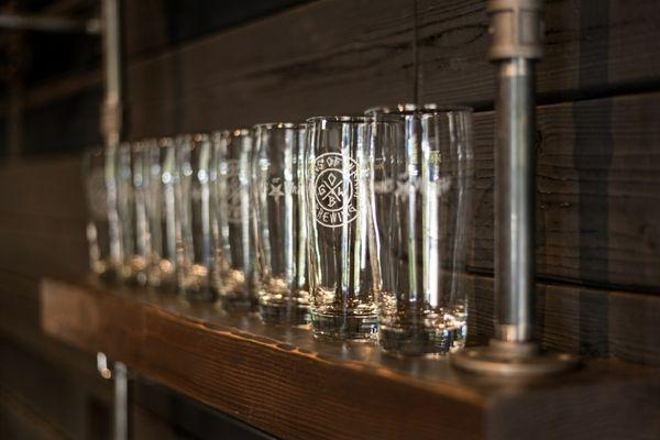 Pint glassware