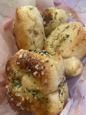 Garlic knots