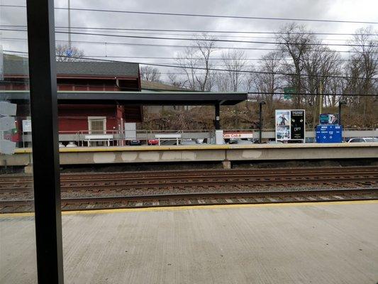 Cos Cob Train Station