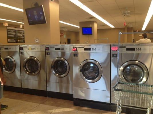 Pensacola Plaza Laundromat