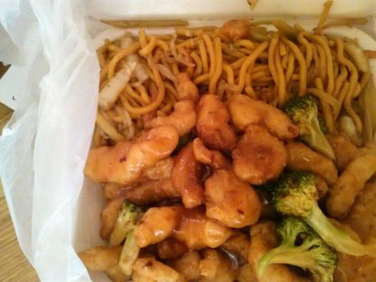 General Tso Chicken & Lo Mein