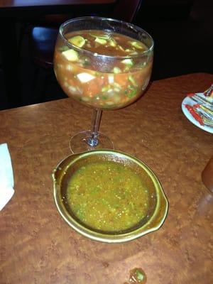 Coctel de Camaron and house special "picante" sauce