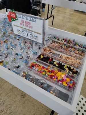 Minifig Station: Build-your-own for $5 each