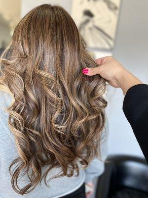 Beautiful hair color highlights Balayage