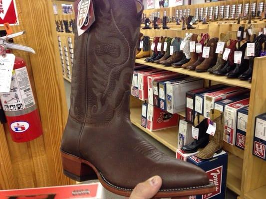 Chocolate Worn Saddle Western Boots