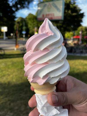 Strawberry Vanilla swirl