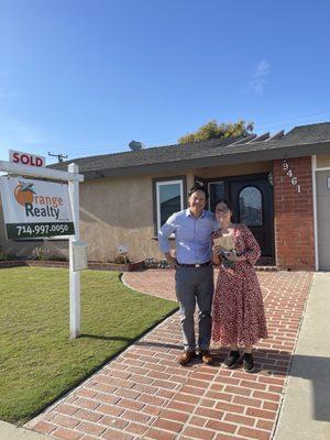 Vinh is an awesome and knowledgeable agent who helped us found our new home.