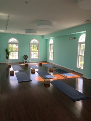 Yoga Bliss Urbana