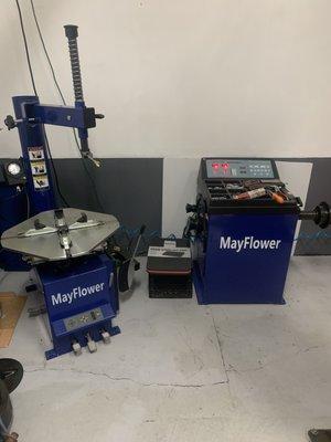 Newly purchased Tire mounting and Wheel balancing machines.