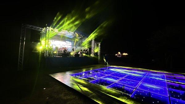 Audio iluminación pantalla gigante led pista iluminada Dj Zuper Beto McAllen