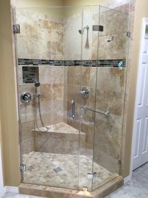 Custom Bath by R.D. Construction © 2016 R.D. Construction, All Rights Reserved