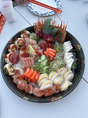 Sashimi plate