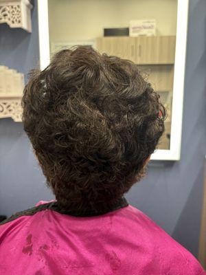 Women's Short hair perm and cut