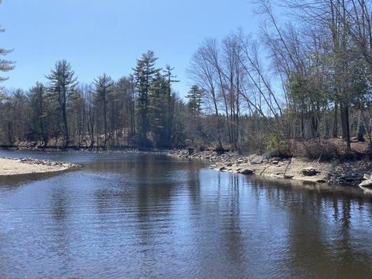 Belleau lake