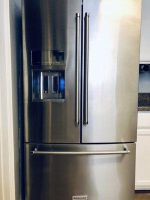 Our beautiful new (to us) fridge!