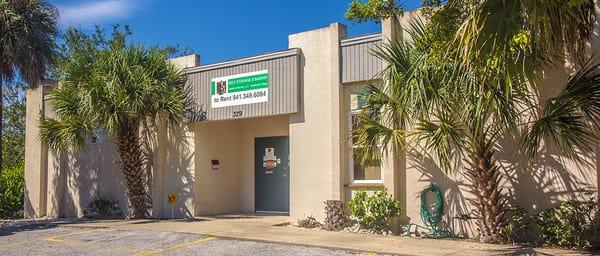 Convenient, secure, climate controlled storage facility on Siesta Key.