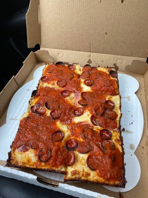 First time in yesterday. Got the Detroit Style Roni. Awesome pie. Wish they were closer to Medford.  Give it a try. Worth the drive.