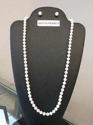 Akoya Pearls