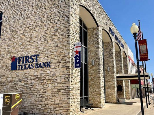 First Texas Bank - Lampasas