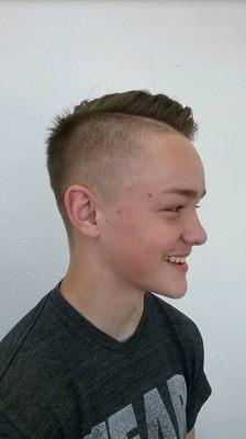 Men's fade with Side Hard Part