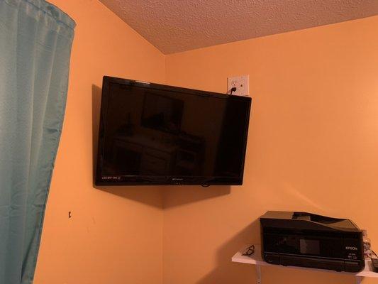 Tv mount